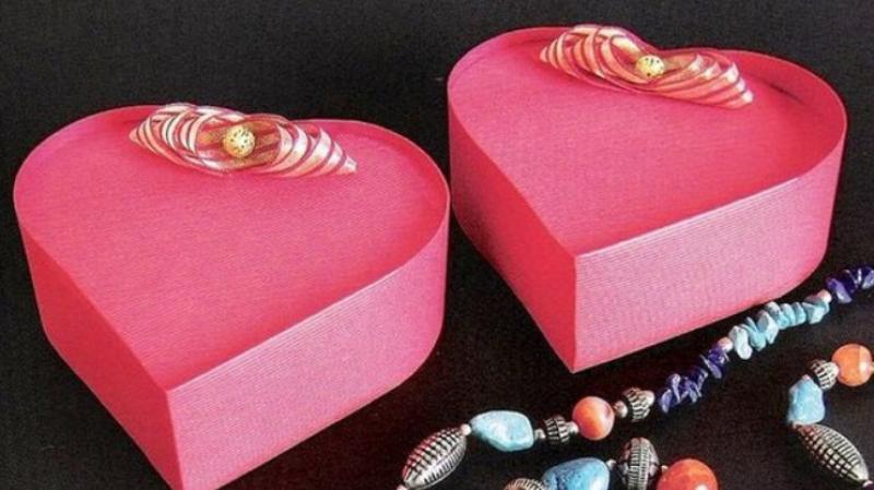 DIY gift boxes for friends and family